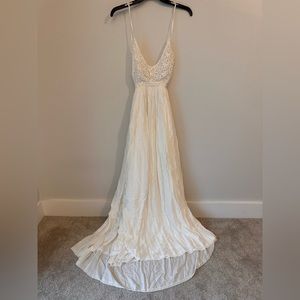 NWT-white dress
